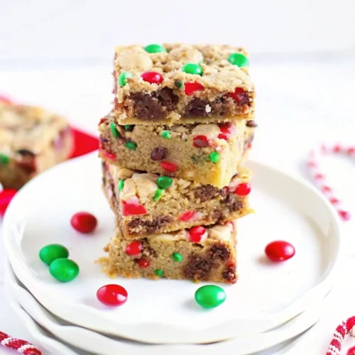 Christmas M&M Cookie Bars