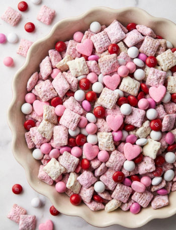 Valentine's Day Muddy Buddies