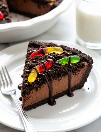 No-Bake Dirt Pie